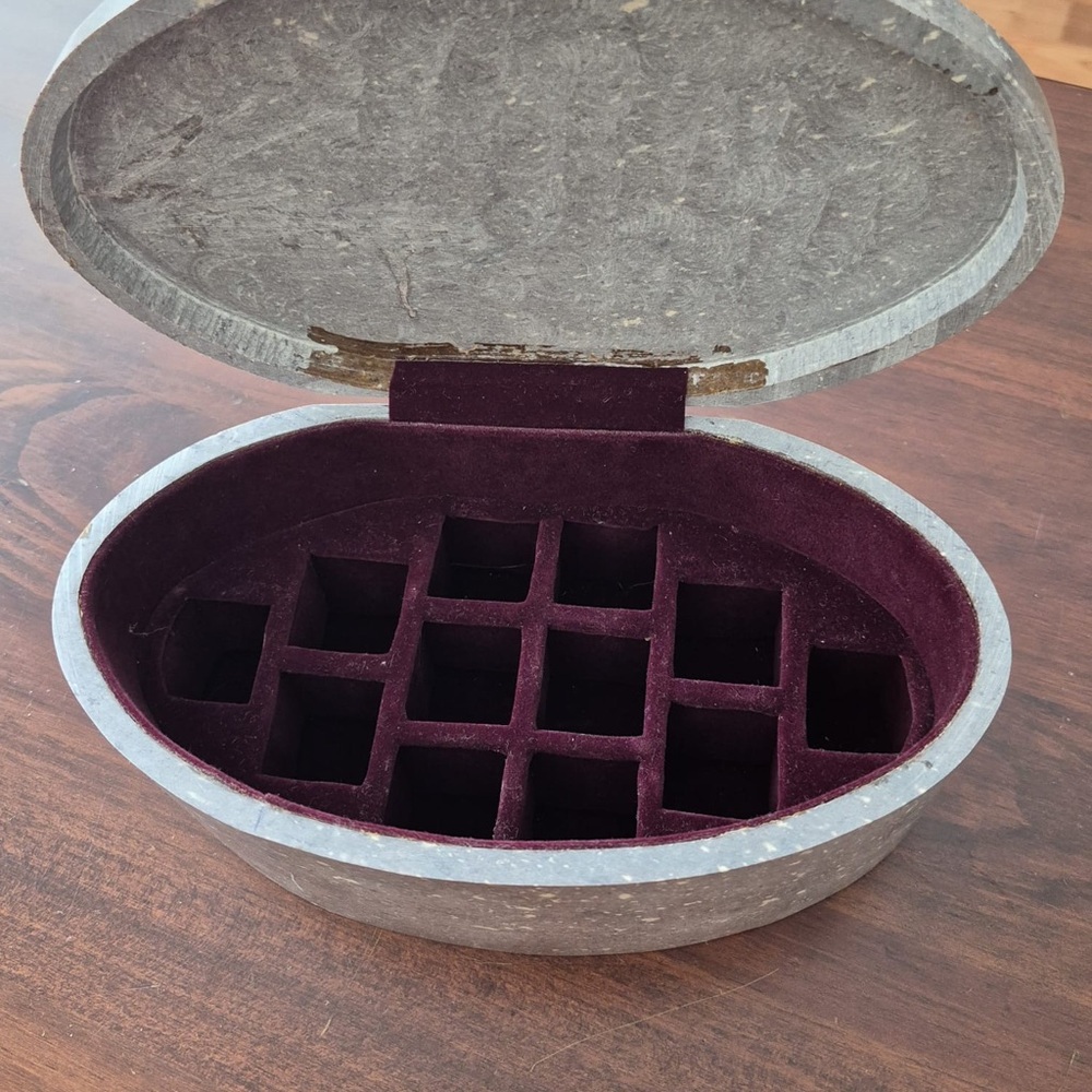 Gray and Purple Velvet Essential Oil Organizer with Compartments